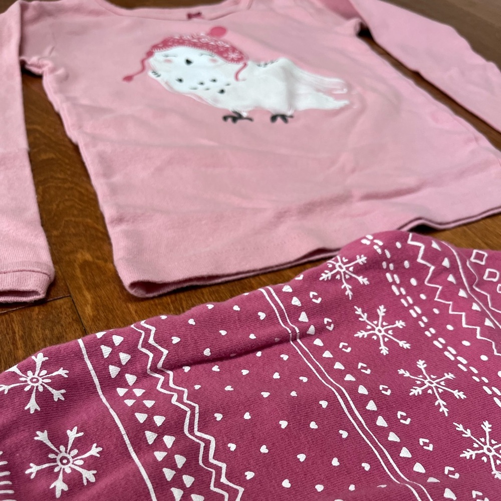 Toddler Girls Carters Just One You Winter Pajamas - 5T - 2 included! - Snow Owl - Picture 3 of 6